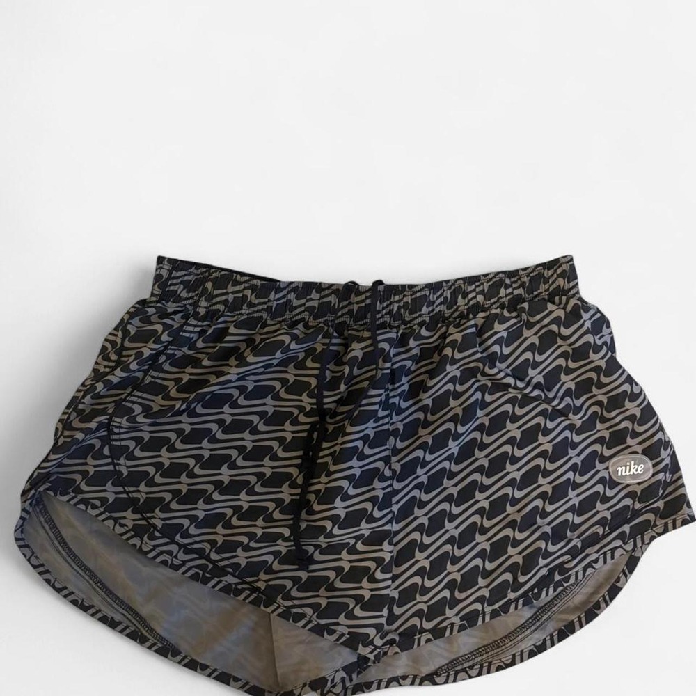 Womans Nike Dri-Fit Tempo Icon Clash Running Shorts XL